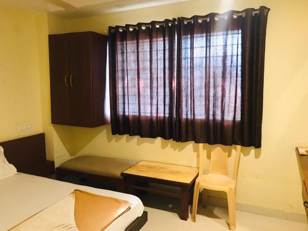 Staymaker Bright Palace Residency シモガ エクステリア 写真